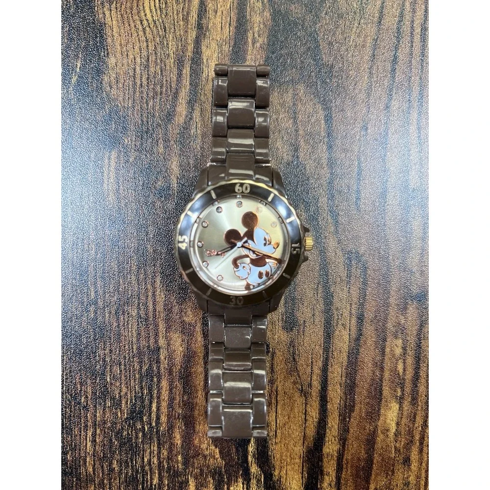 Disney Resort‎ Mickey Watch Rhinechips Gold Brown Gold Face Japan Accutime